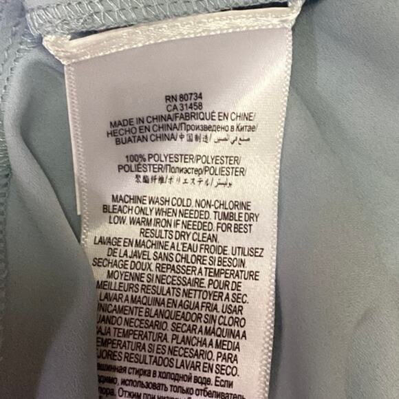 NEW BCBGMaxazria Blue Shannah Deep V Cape Caplet Flowy Draped Blouse Top Size M - Picture 6 of 7